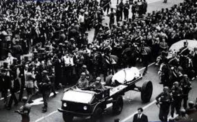 Fallece el General Juan Domingo Perón