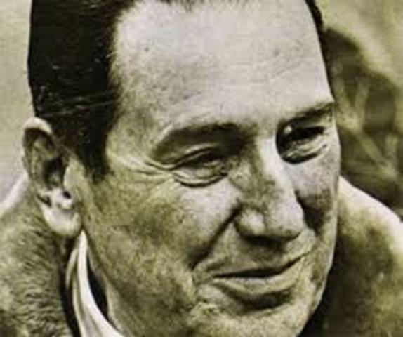 Perón abandona el país