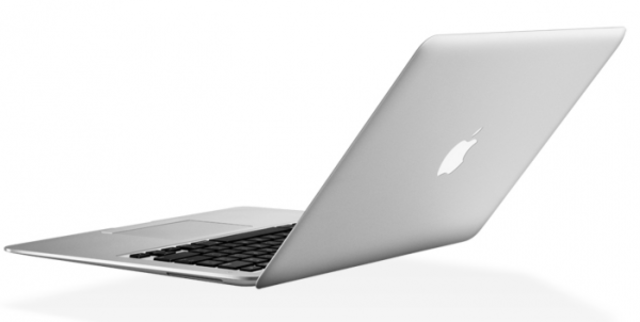 Mi mac. Se lo regalaron a mi padre por su cumpleaños pero como él trabaja fuera, lo usamos todos menos él.