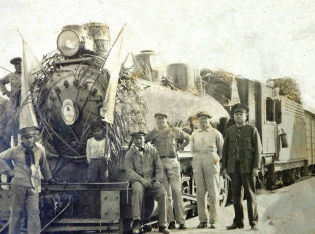 LLEGADA DEL FERROCARRIL DESDE PAMPA A TUCUMÁN.