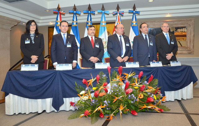 Creación de la Superintendencia de Bancos y otras Instituciones Financieras