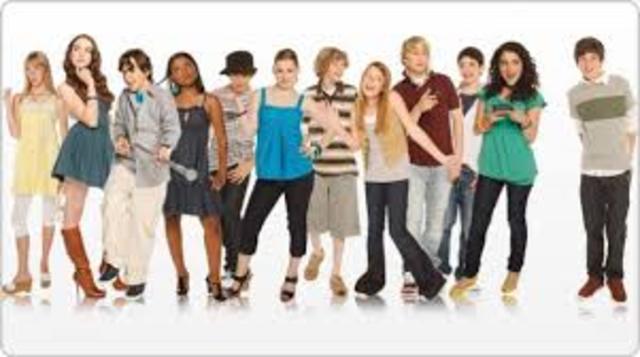 Su primera aparición pública.