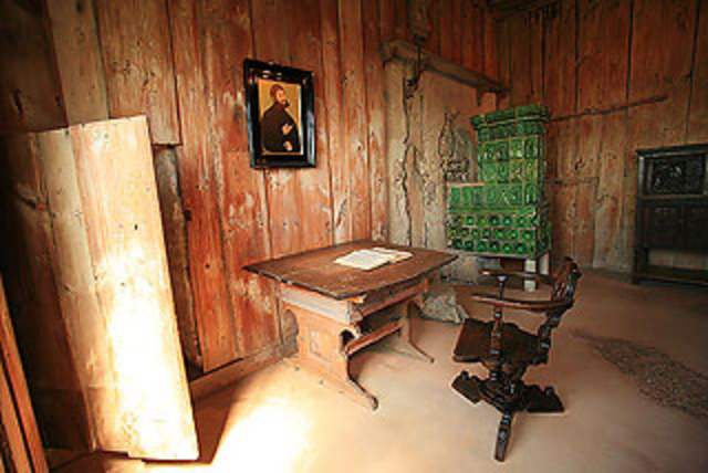 Martin Luther is kidnapped by Frederick and taken to Wartburg Castle