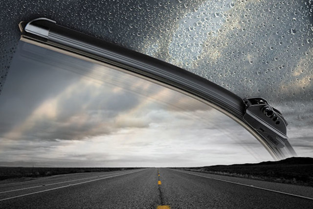 Wind shield Wipers are invented.