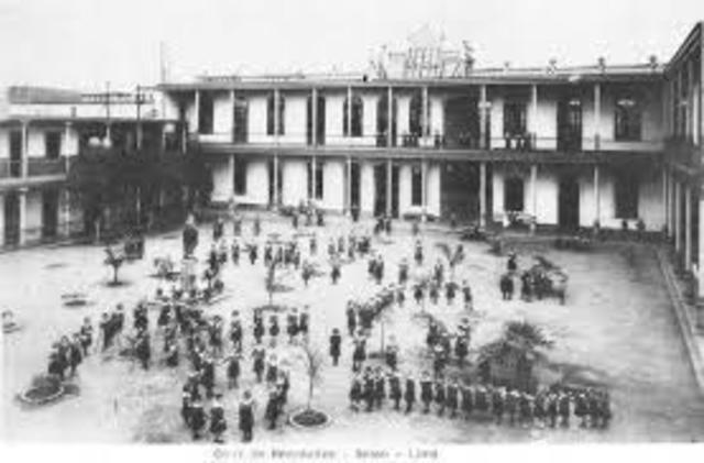 Primeros Bancos en El Salvador