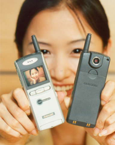 El celular se vuelve multimedia