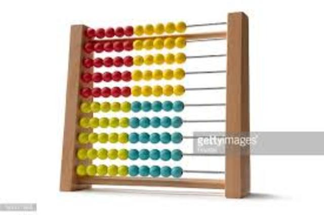 Creación del ábaco. Facilita las operaciones de suma y resta.