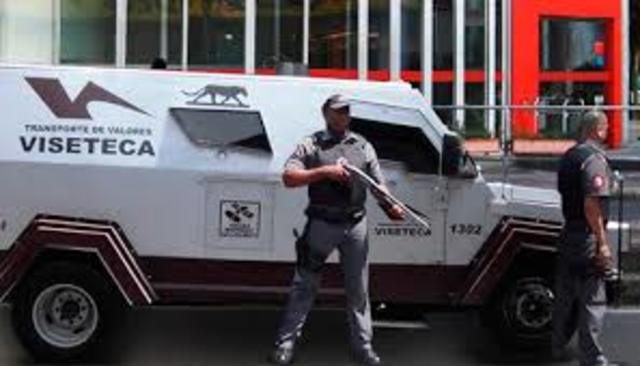 Estableció el poder de emisión de especies monetarias