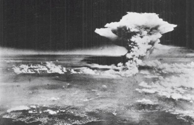 Atomic bomb dropped on Nagasaki