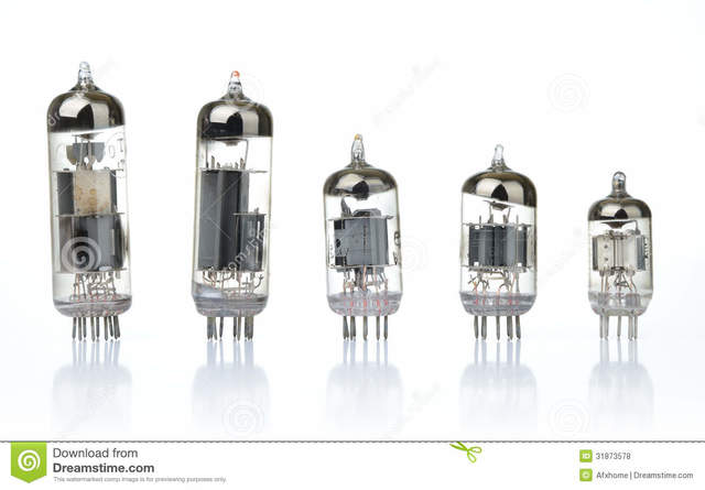 Creación de ordenadores con válvulas de vacío