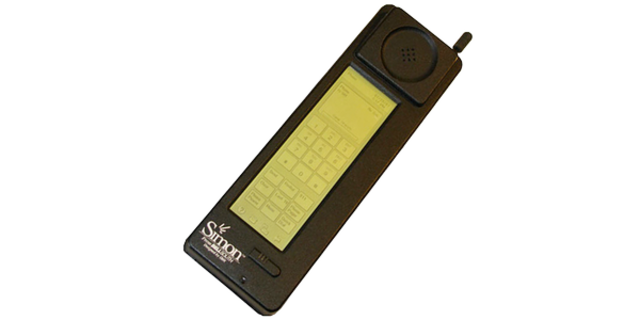 COMPAÑIA IBM unión entre celular y computadora