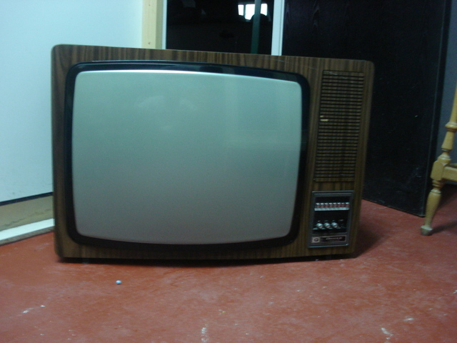 La primera TV de mi madre