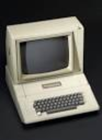 The First Apple 2 Computer