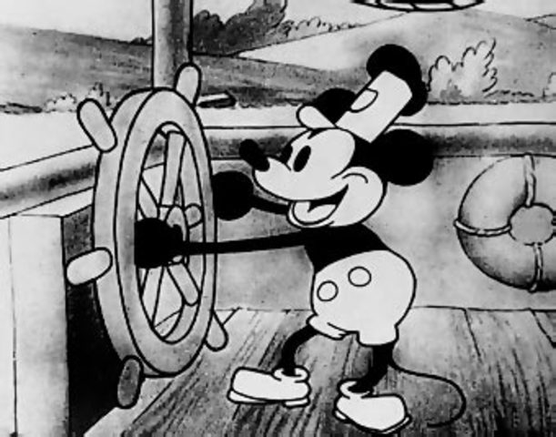 CREA A MICKEY Y ES TODO UN EXITO