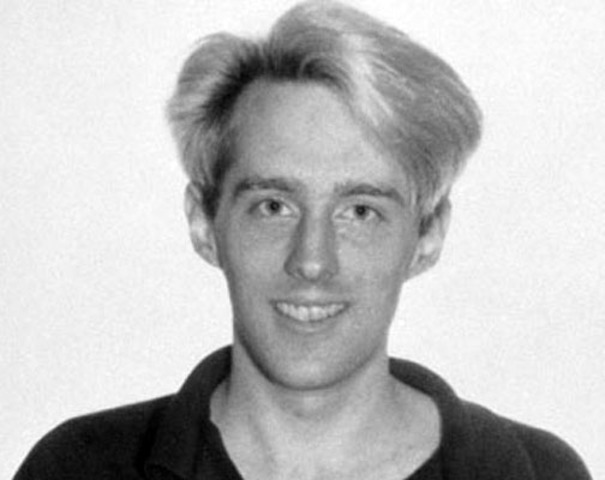 Зачем покупать машину, когда можно взломать?