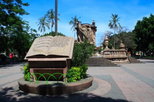 Nací en la Ciudad de Iguala, Gro.