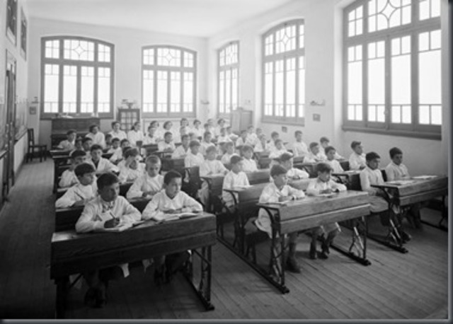 A história da psicologia escrita por educadores e suas escolas normais (1920 - 1960)