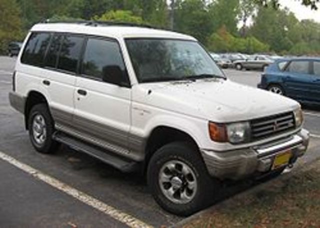 Mitsubishi montero