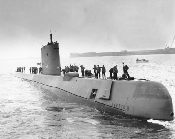 Submarino con electricidad