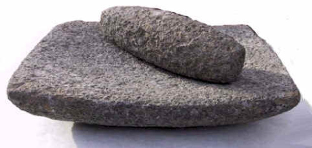 Metate/ Molcajete