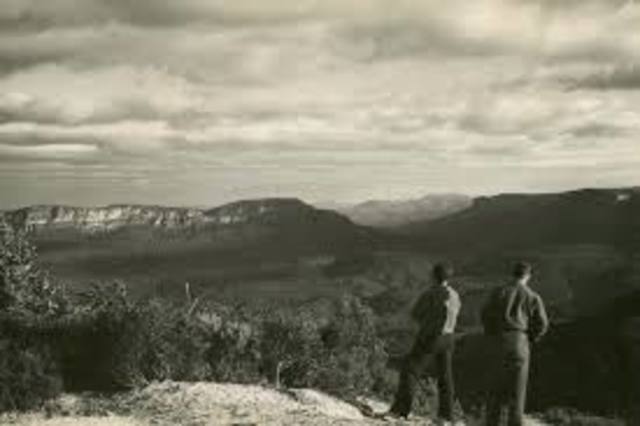 Three Men Crossed the blue mountains