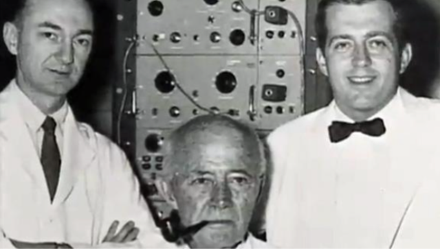 El resurgir del masaje cardíaco externo. William Kouwenhoven, James Jude y Guy Knickerbocker