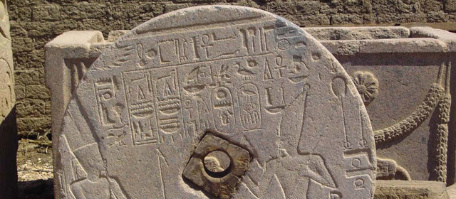 Les premiers mécanismes