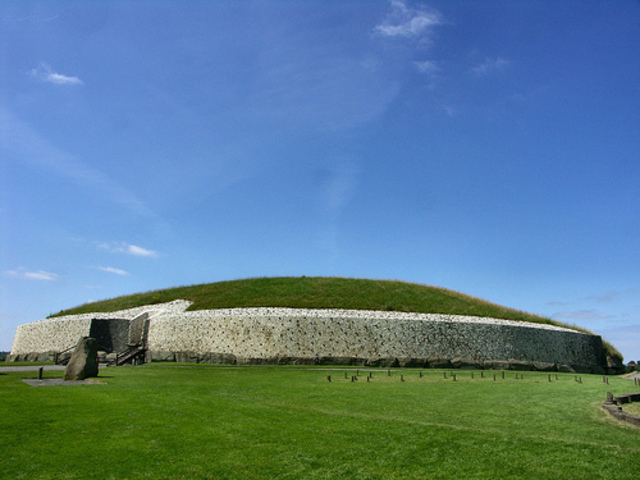 Newgrange Burials