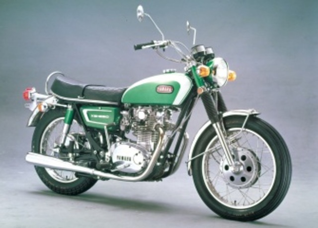 YAMAHA XS 1
