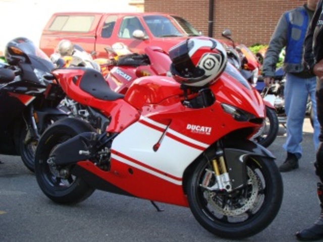 Ducati Desmosedici RR 2007