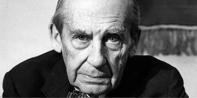 Walter Gropius †