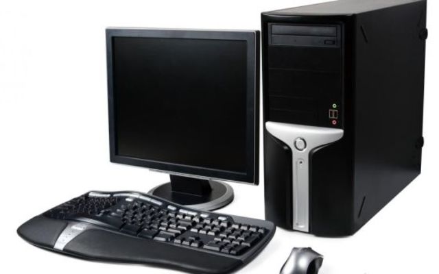 Microprocesador, teclado, ratón y pantalla