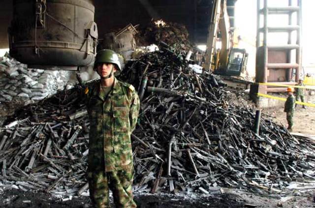 Proceso de desmovilización de paramilitares en Colombia