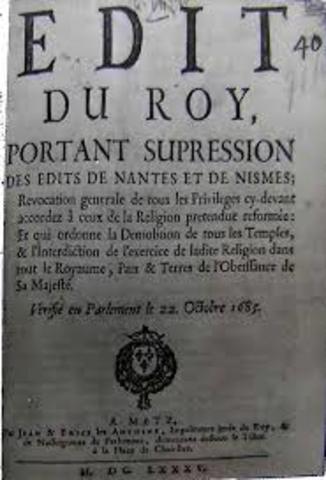 Henry IV issued the edict of nantes