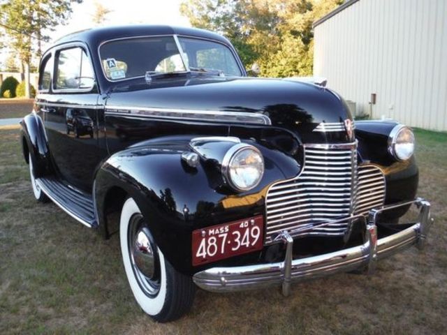 CHEVROLET  SPECIAL DELUXE SEDAN
