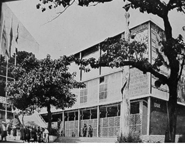 El cine consigue un gran éxito en la Exposición Universal de París