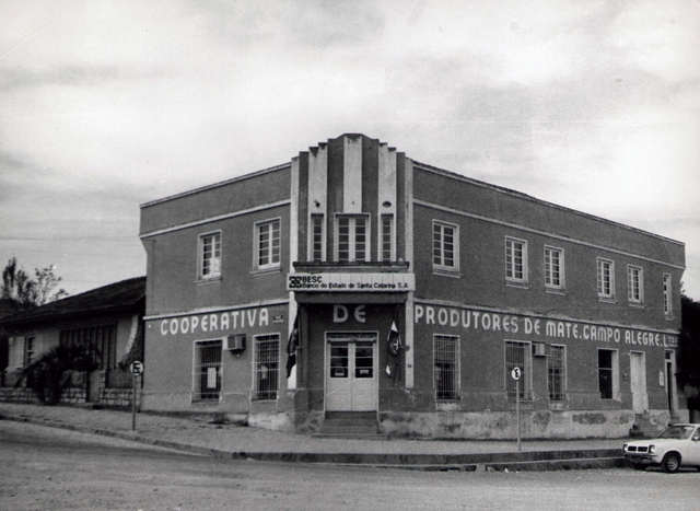 Erigido o prédio da Cooperativa