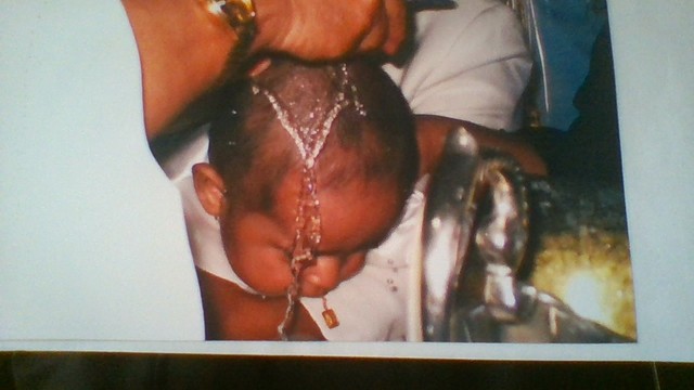 Bautizan a mi hermano.