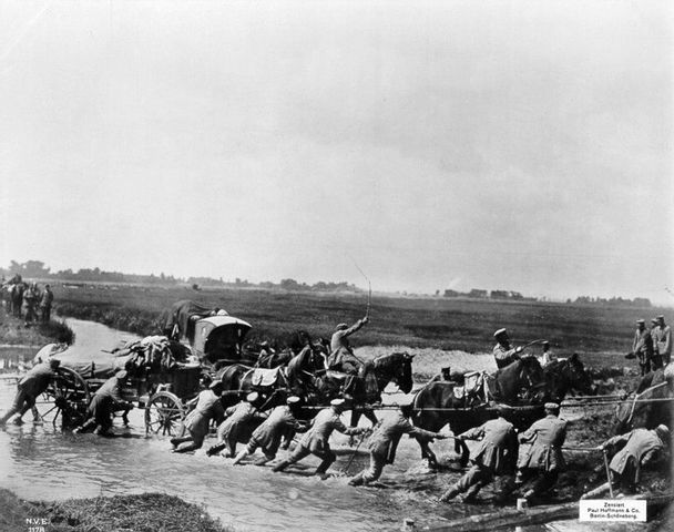 VF: Začíná bitva o Halič, ofenzíva ruské armády, padlo 250 tisíc vojáků R-U