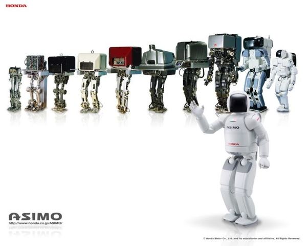 2000, llega ASIMO