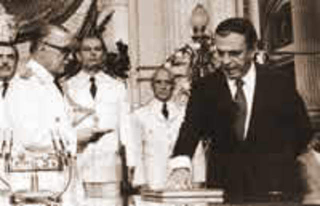 Lorenzo Sigaut en economía