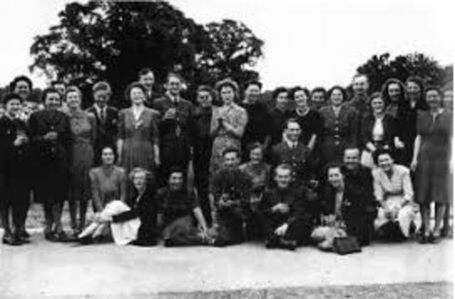 Clarke primero llegó a Bletchley Park el 17 de junio de 1940.