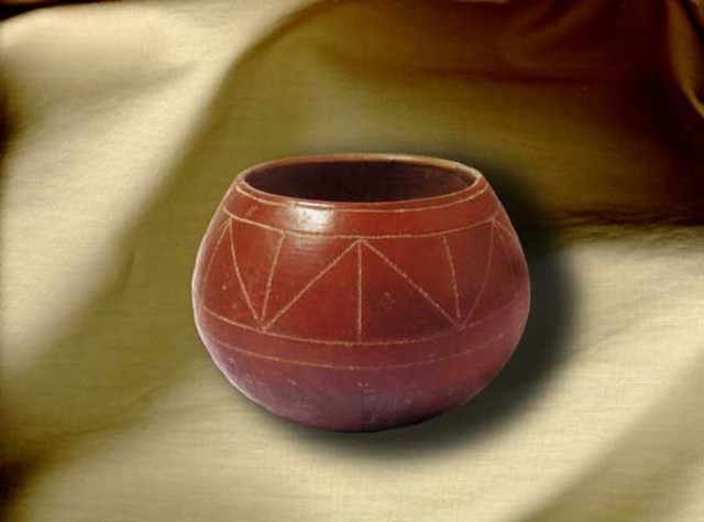 CERRO NARRÍO (Cuenco con decoración)