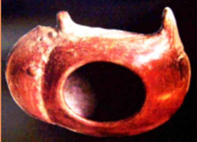 Chorrera Recipiente de cerámica en forma de cangrejo