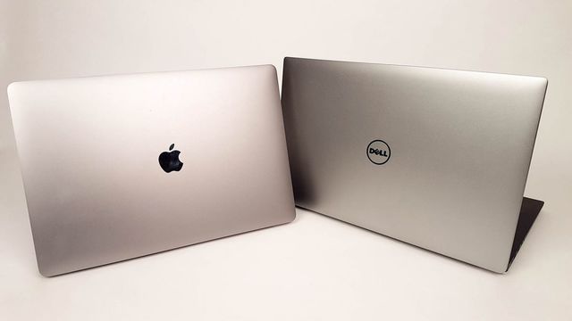 Dell vs Jobs.