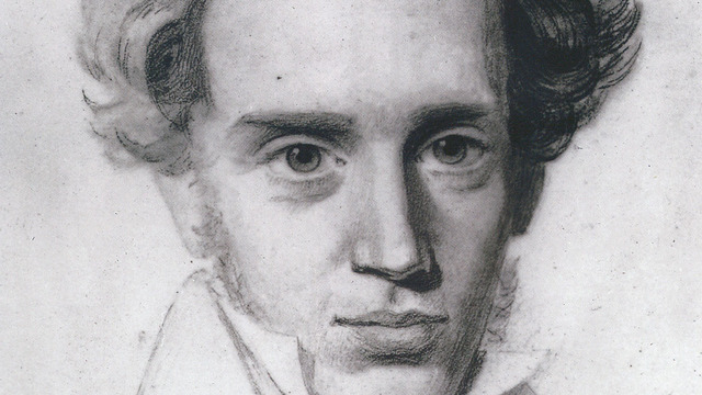Soren Kierkegaard. Inculco la mayéutica al interior del cristianismo.