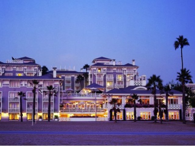 Flying Out To Calafornia !!!!!!!!!!!