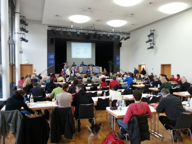 Ihrem erste Bundesparteitag in Bonn.