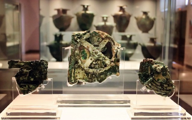 Створення Антикітерського механізму