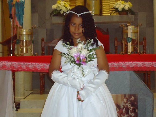 MI PRIMERA COMUNIÓN